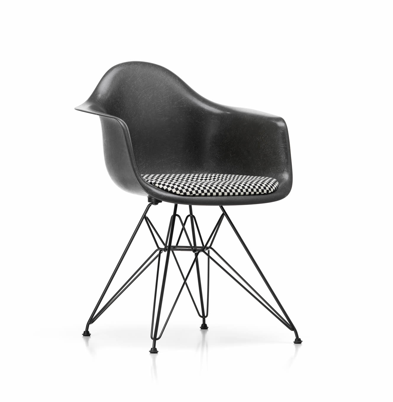 Eames Fiberglass Armchair DAR mit Sitzkissen