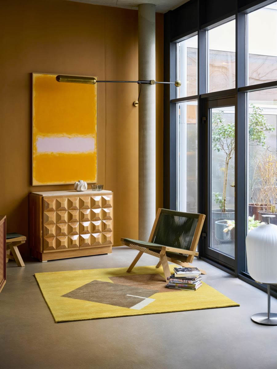 Volkshaus Lounge Chair