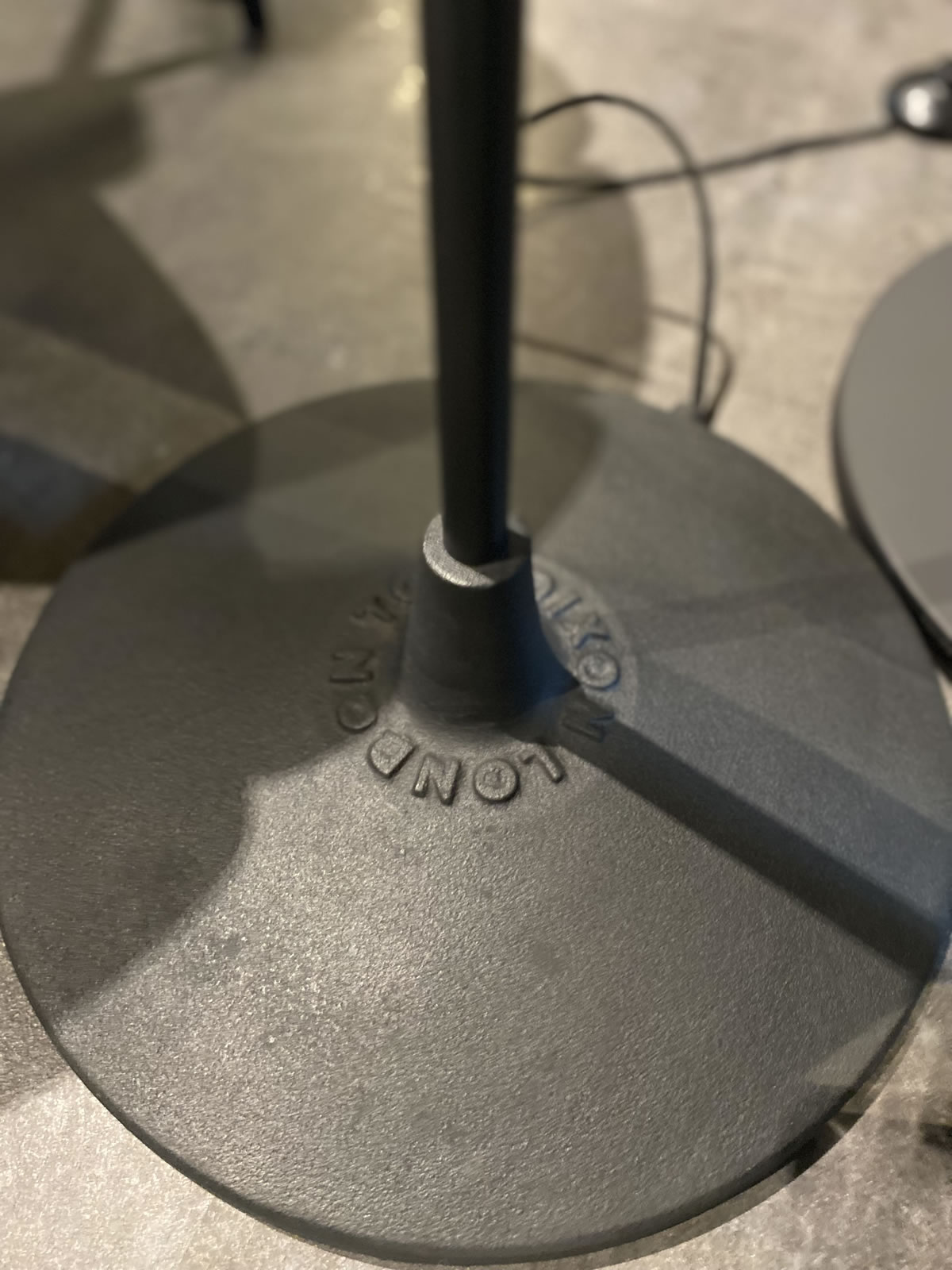 Beat Floor Stehleuchte 16178 Ausstellungsstück