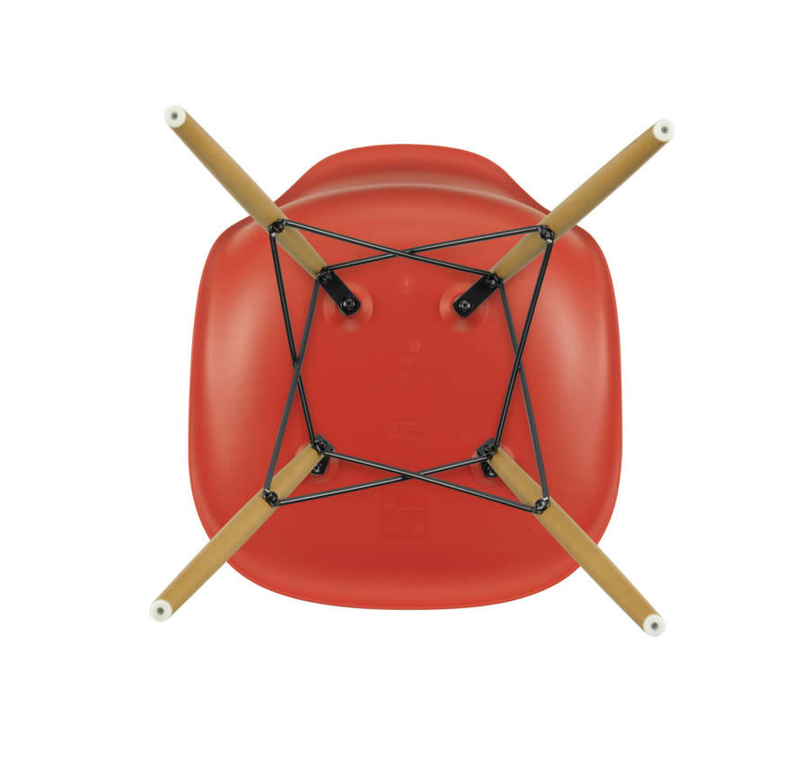 Eames Plastic Side Chair RE DSW