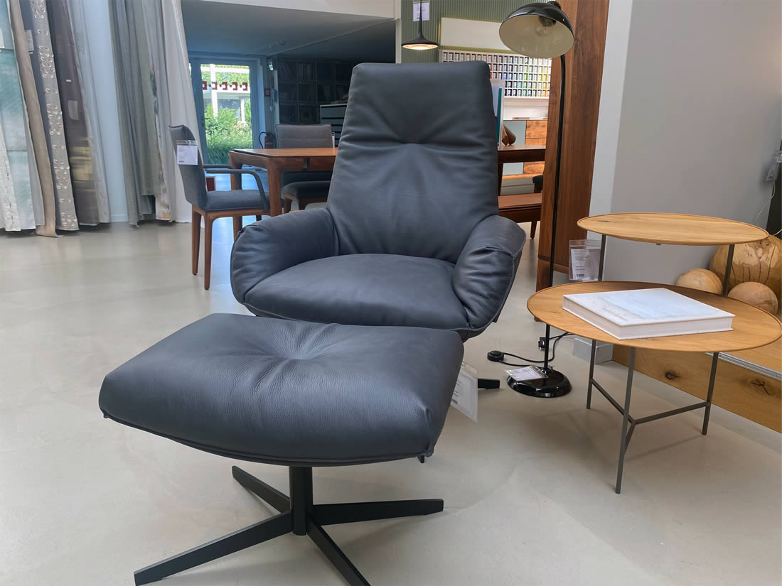 Daron Sessel mit Hocker Nubukleder Java vulcano