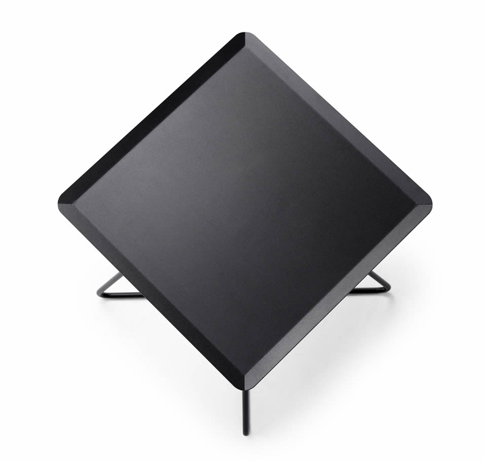 Steely Square Beistelltisch