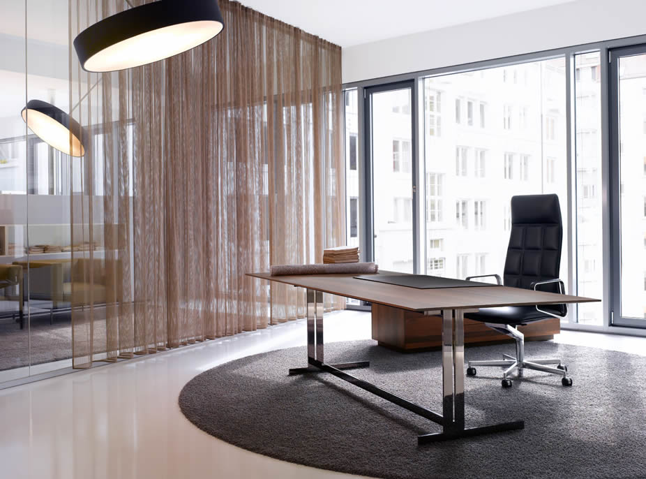 Leadchair Executive mit Rollen