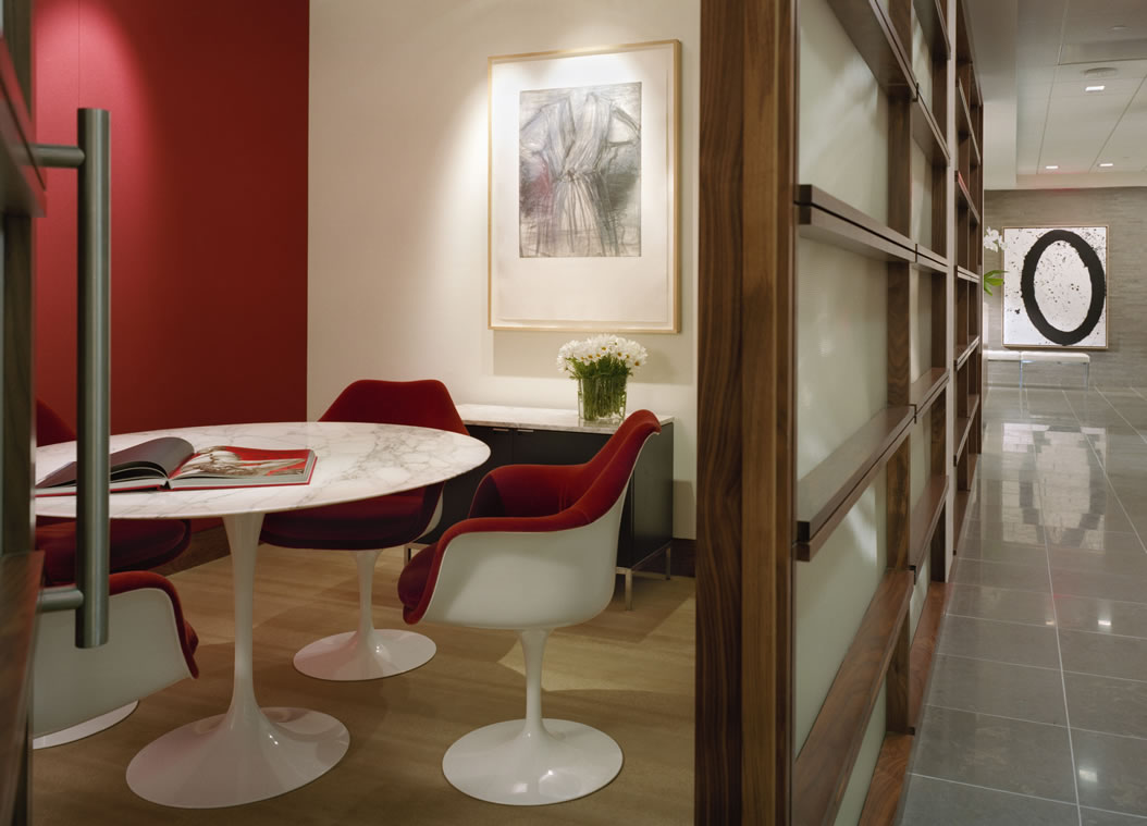 Saarinen Tulip Esstisch