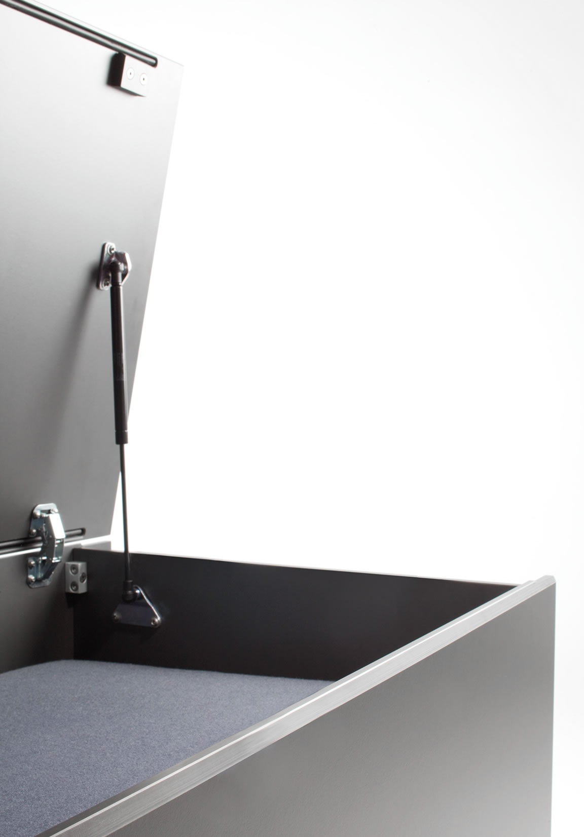 El Pecho Kissentruhe