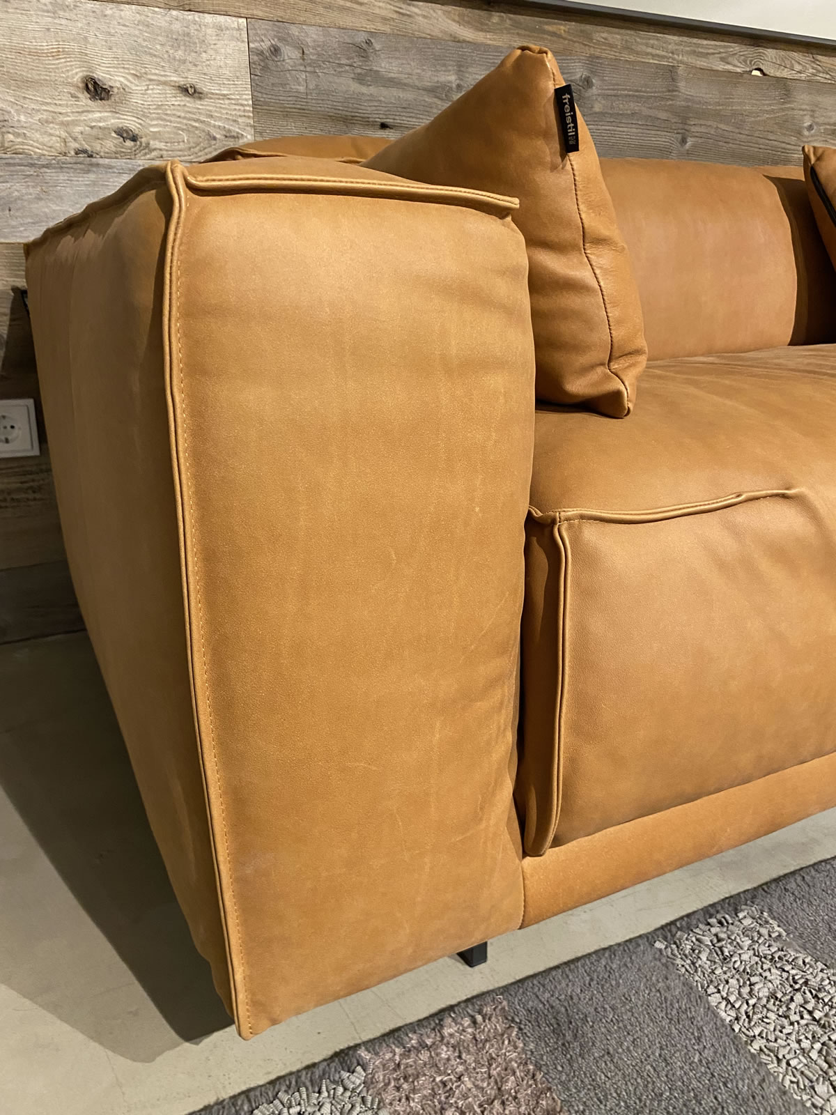 Eckgarnitur freistil 136 Leder ockerbraun 14104 Ausstellungsstück
