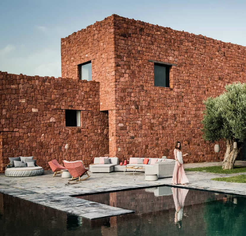 MBRACE Footstool Hocker