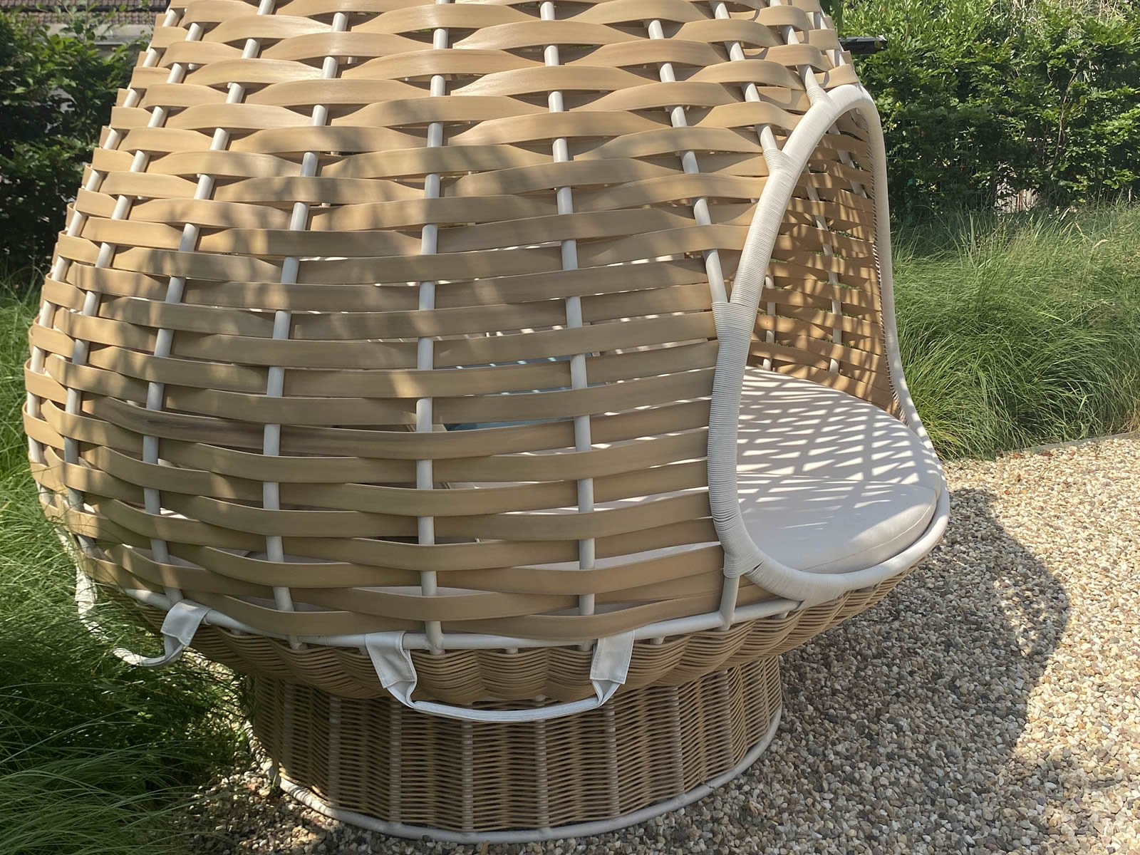 Gartenlounger Nestrest 16570 Ausstellungsstück