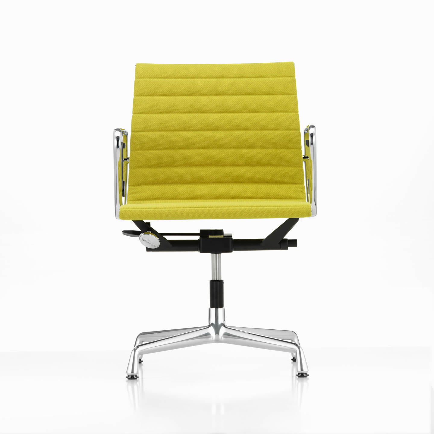 Aluminium Chair EA 131