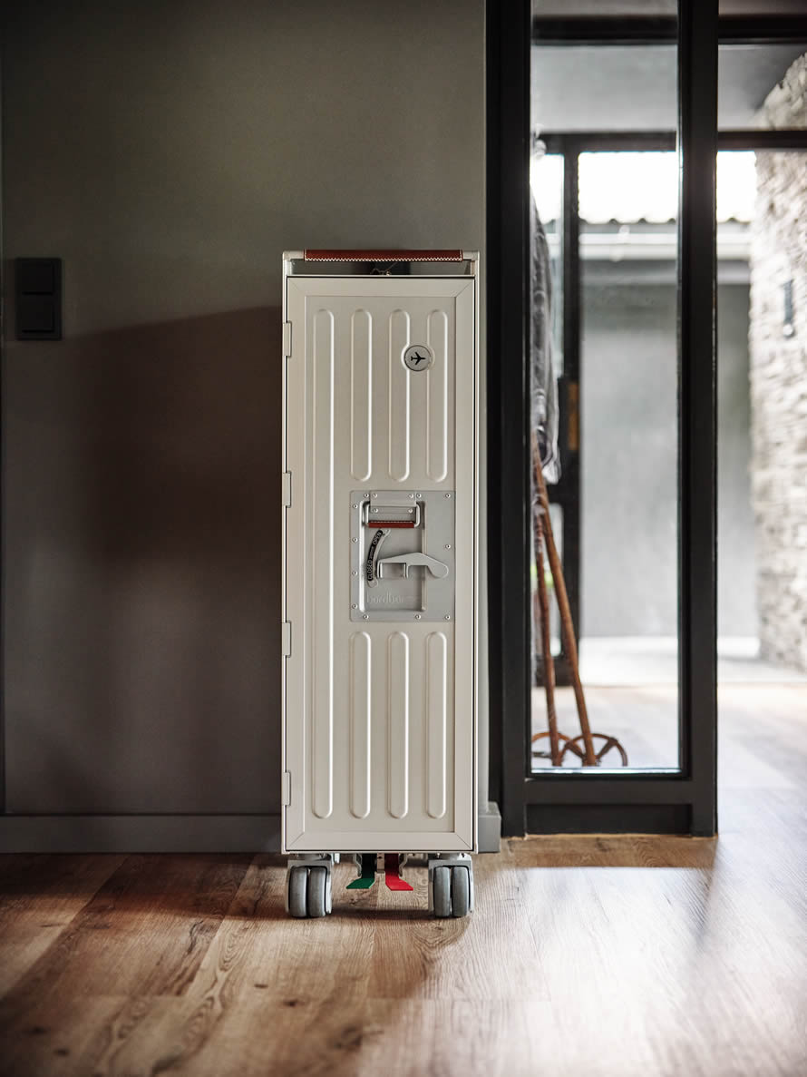 Voyager mit Entry Equipment Set