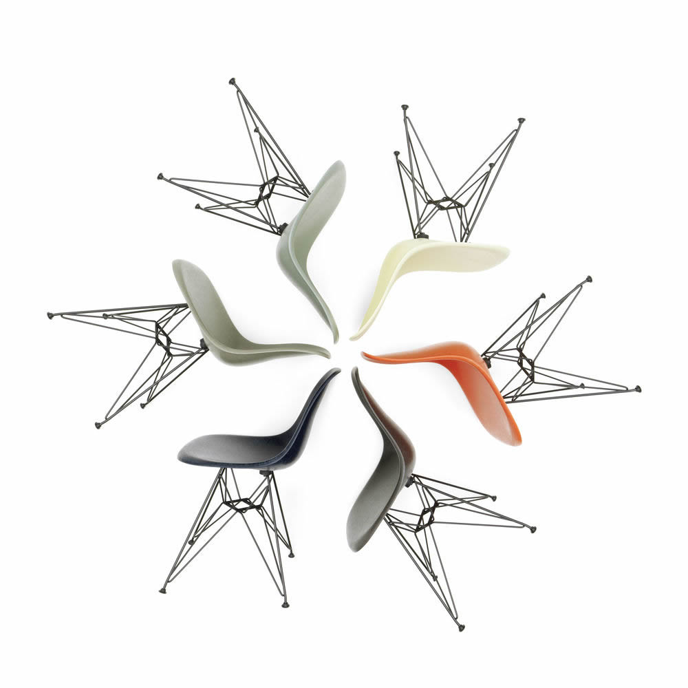 Eames Fiberglass Chair DSR
