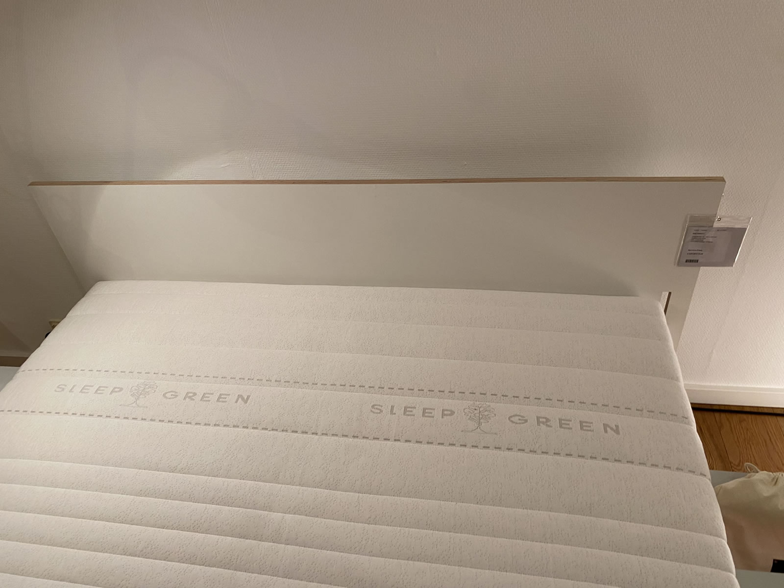 Bett Siebenschläfer mit Sleep+Dreams Opti Matratze Ausstellungsstück