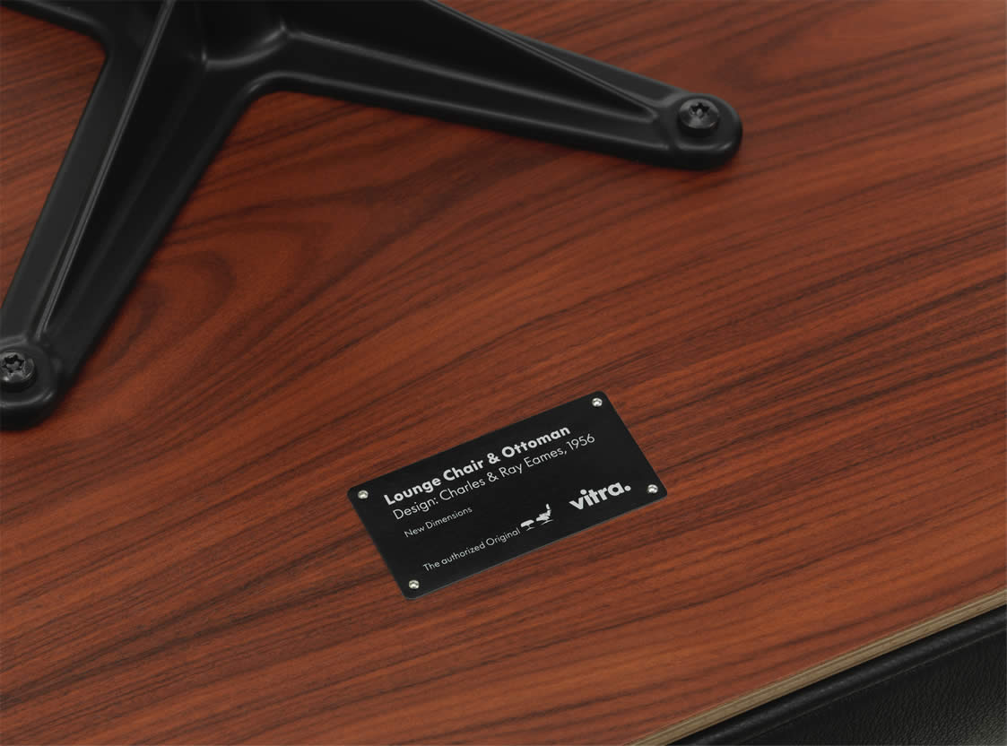 Eames Lounge Chair mit Ottoman Santos Palisander Premium F Leder