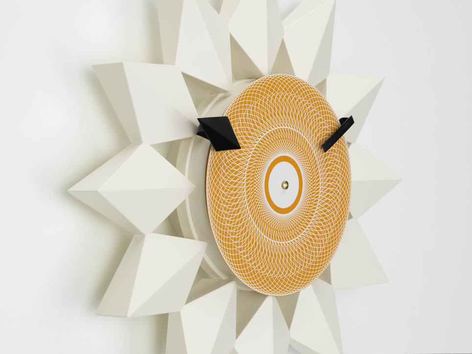 Diamond Markers Clock