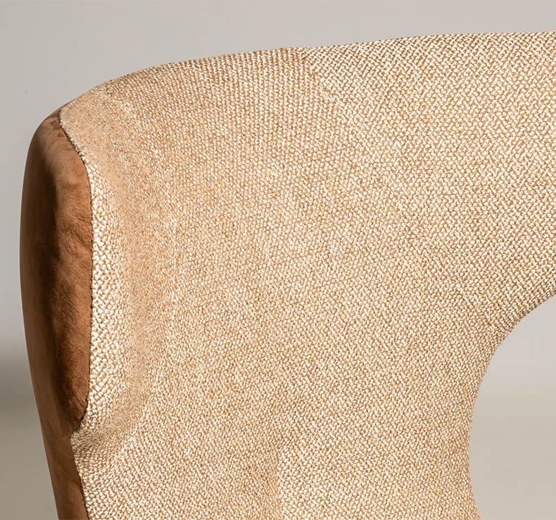 Caruzzo Sessel Plus mit Hocker Limited Edition