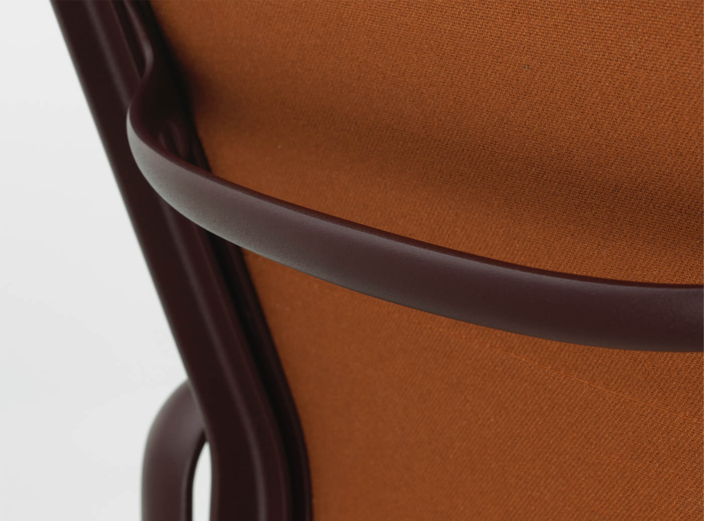 Soft Pad Chair EA 219 neue Gestellfarben