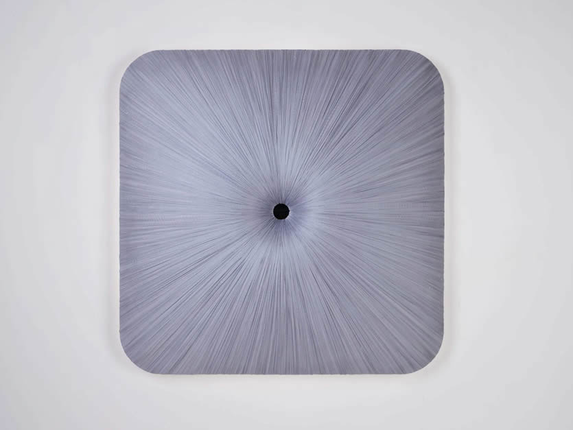 Nara Wand- und Deckenleuchte