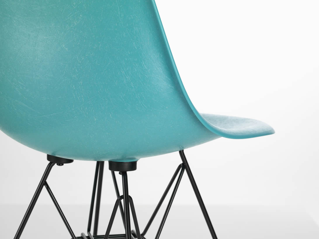 Eames Fiberglass Chair DSR Turquiose Limited