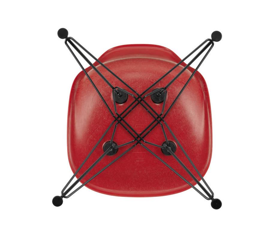 Eames Fiberglass Chair DSR