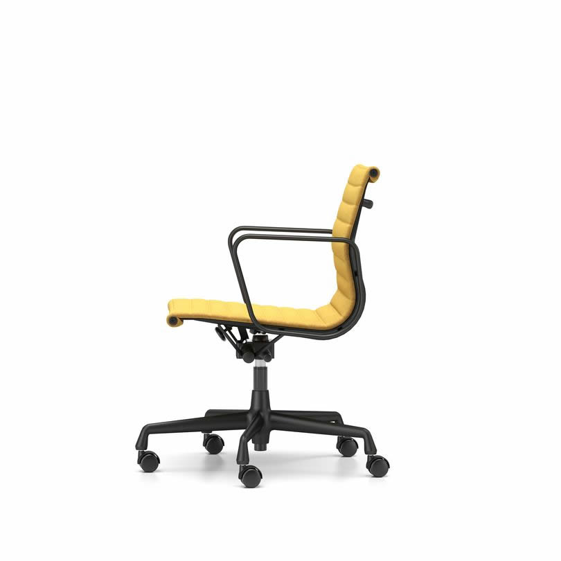 Aluminium Chair EA 117 Cosy 2