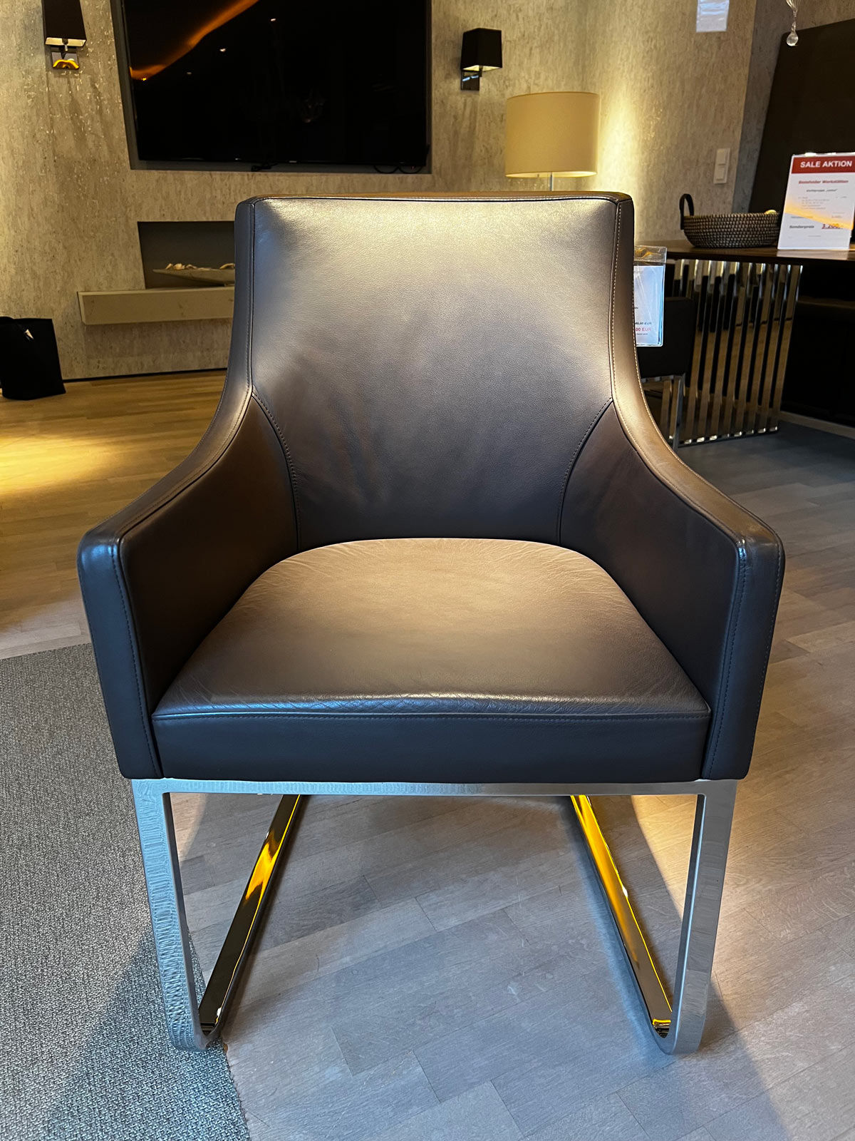 Armlehnstuhl Gruppe Leona 2340 Austellungsstück