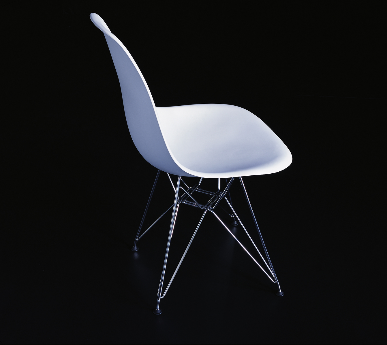 Eames Plastic Side Chair RE DSR