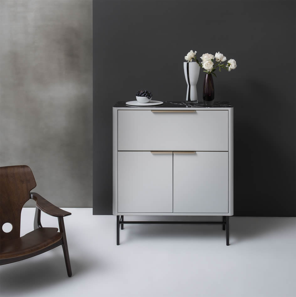 New Classic Line Highboard S 50 H5