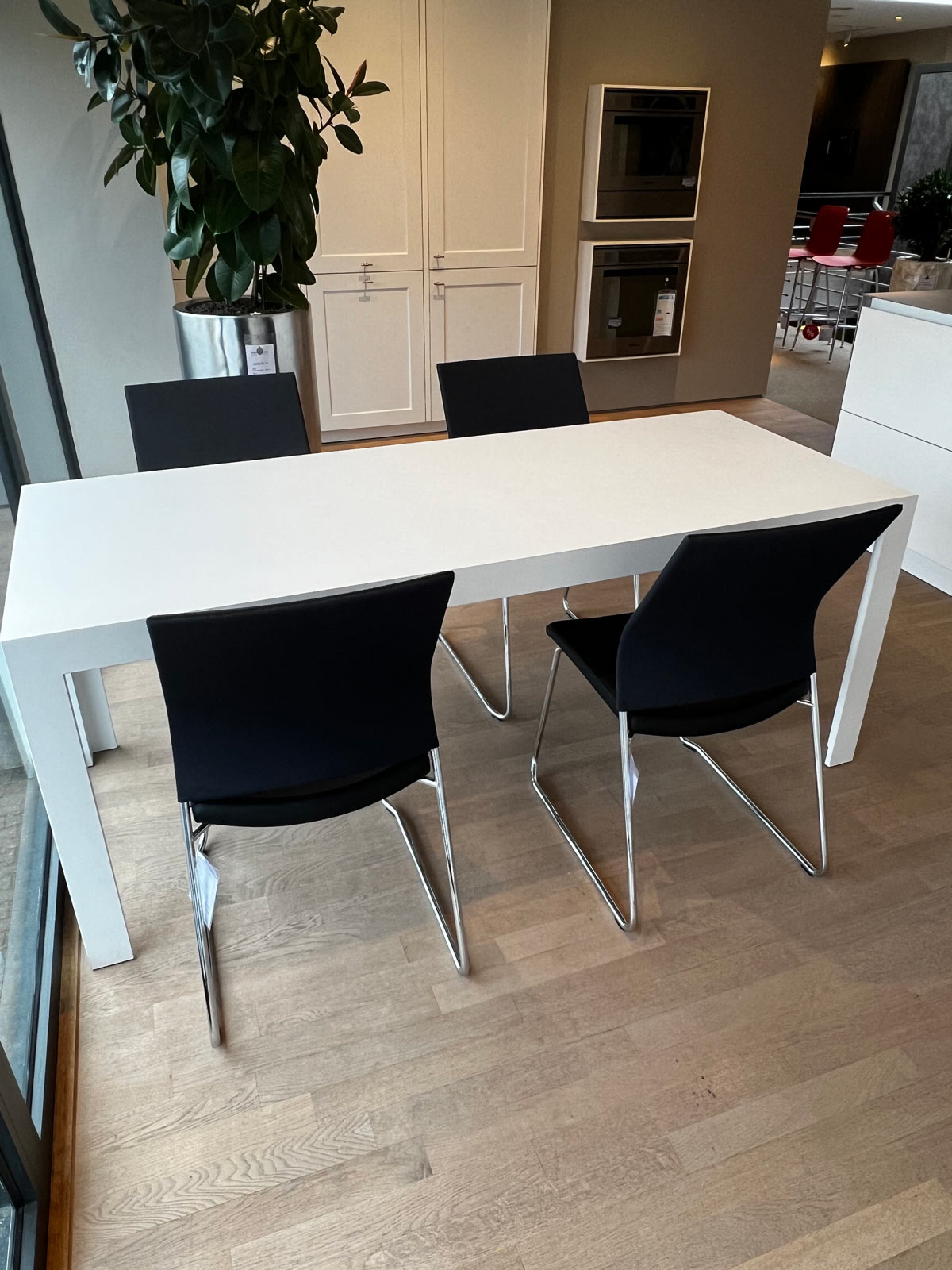 Stuhlgruppe Bow 9979 Ausstellungsstück