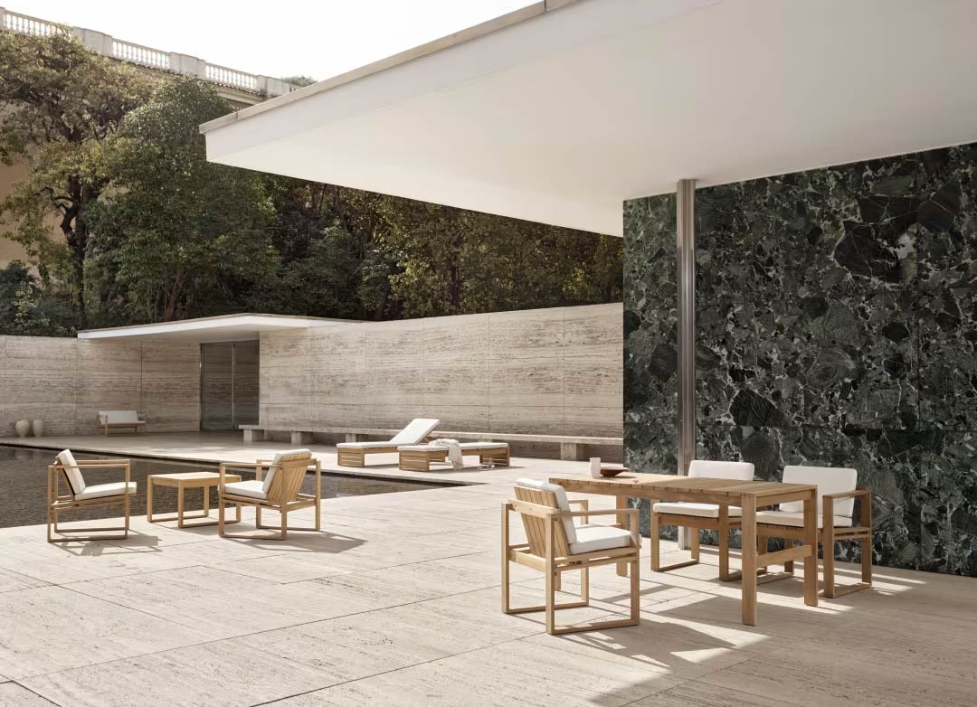 BK11 Outdoor Lounge Chair