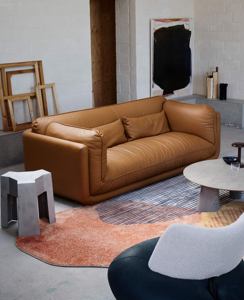 Lunetta Sofa