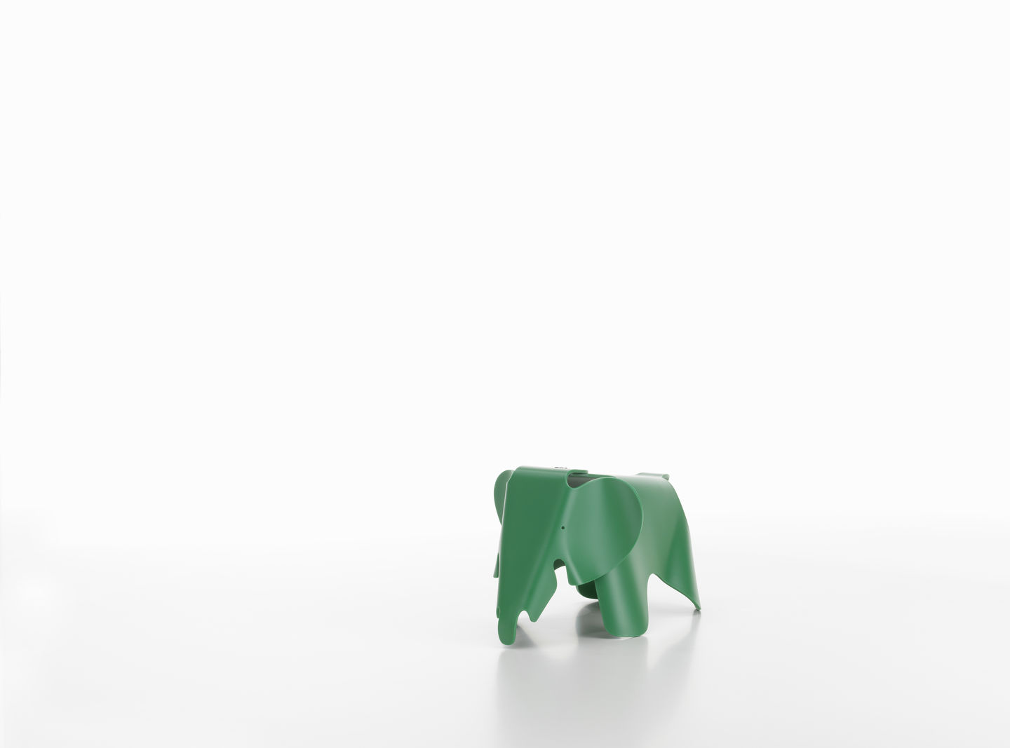 Eames Elephant RE