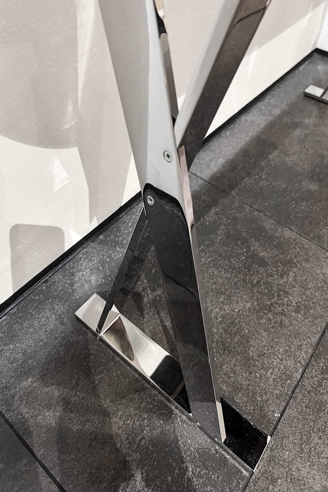 Konsole Pathos 14491 Ausstellungsstück