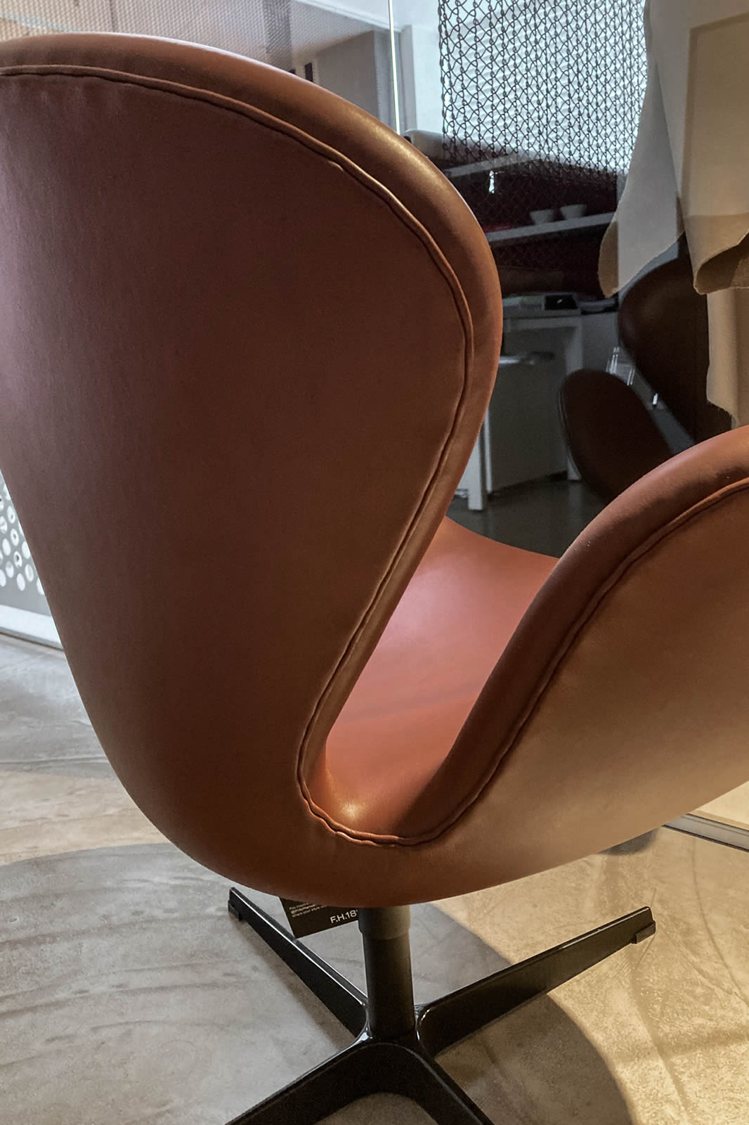 Sessel Swan 15790 Ausstellungsstück