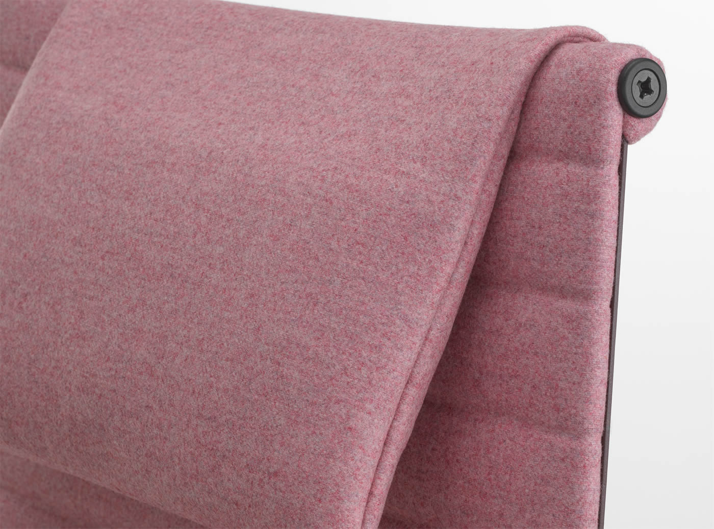 Aluminium Chair EA 124 / EA 125 neue Gestellfarben