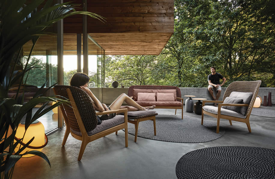 Kay Schaukelstuhl Lowback Rocking Chair