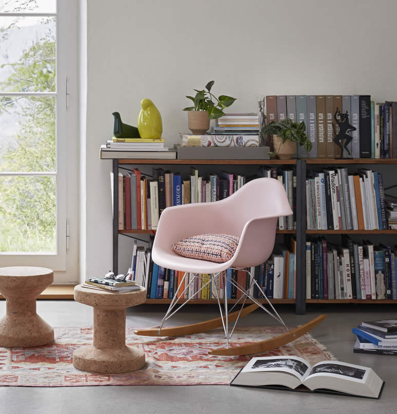 Eames Fiberglass Armchair RAR