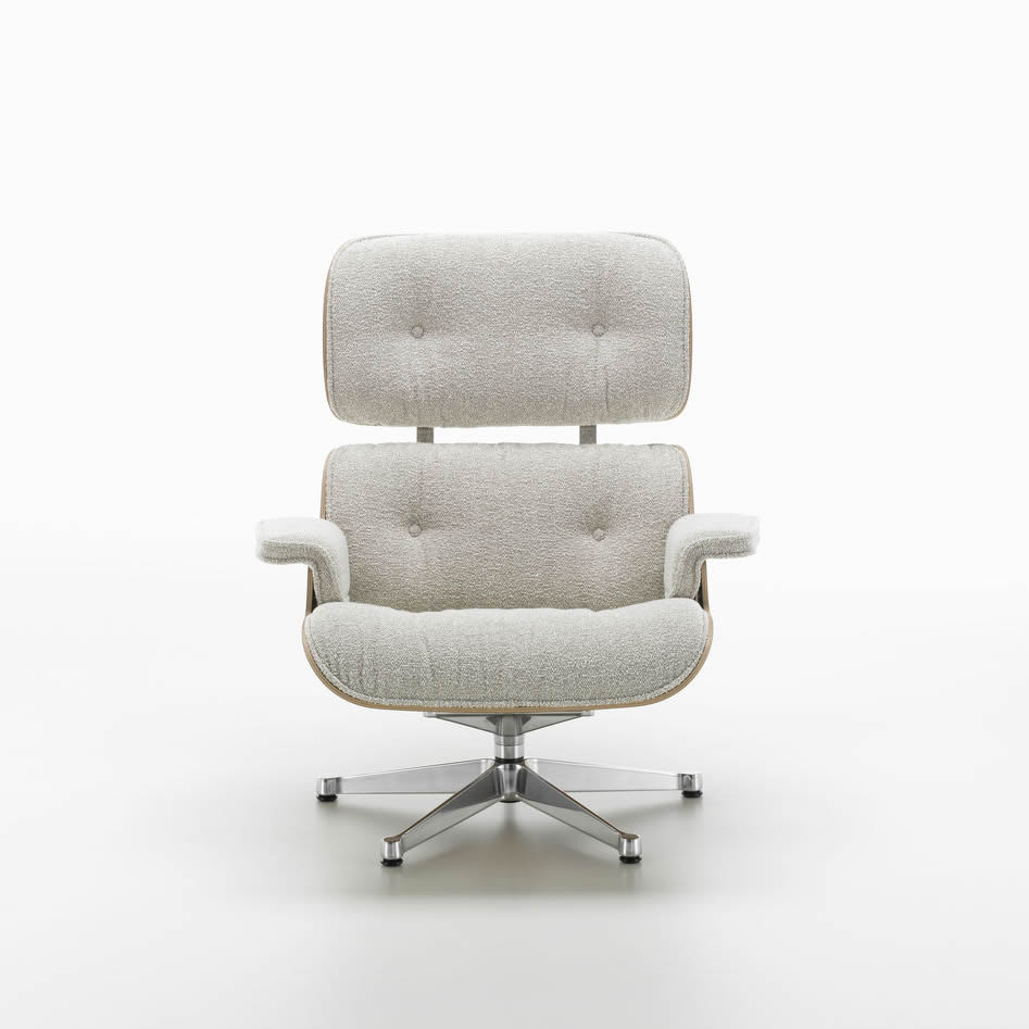 Eames Lounge Chair mit Ottoman Kirschbaum Stoff Nubia