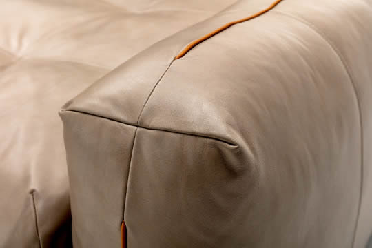 MOYO Sofa