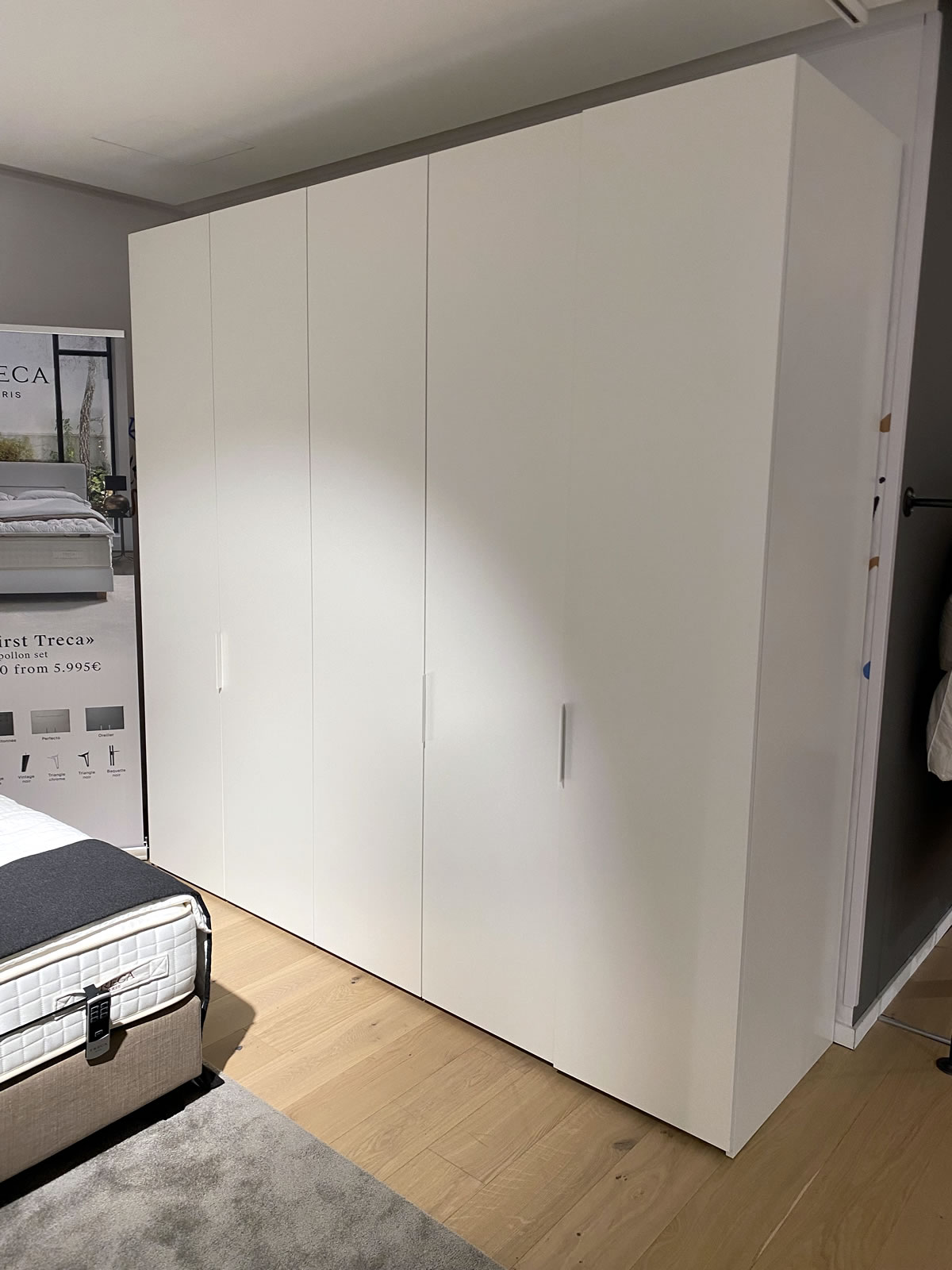 Drehtürenschrank Intaro 15375 Ausstellungsstück