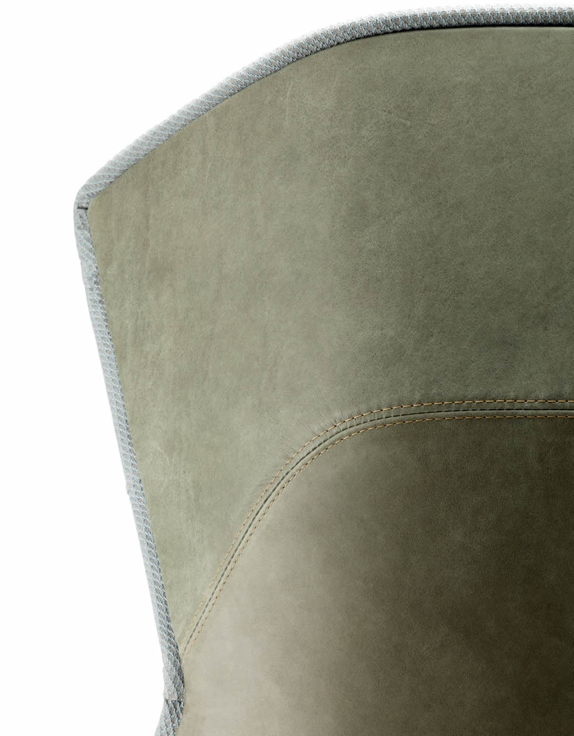 Lounge Sessel 808 "Under" mit Hocker