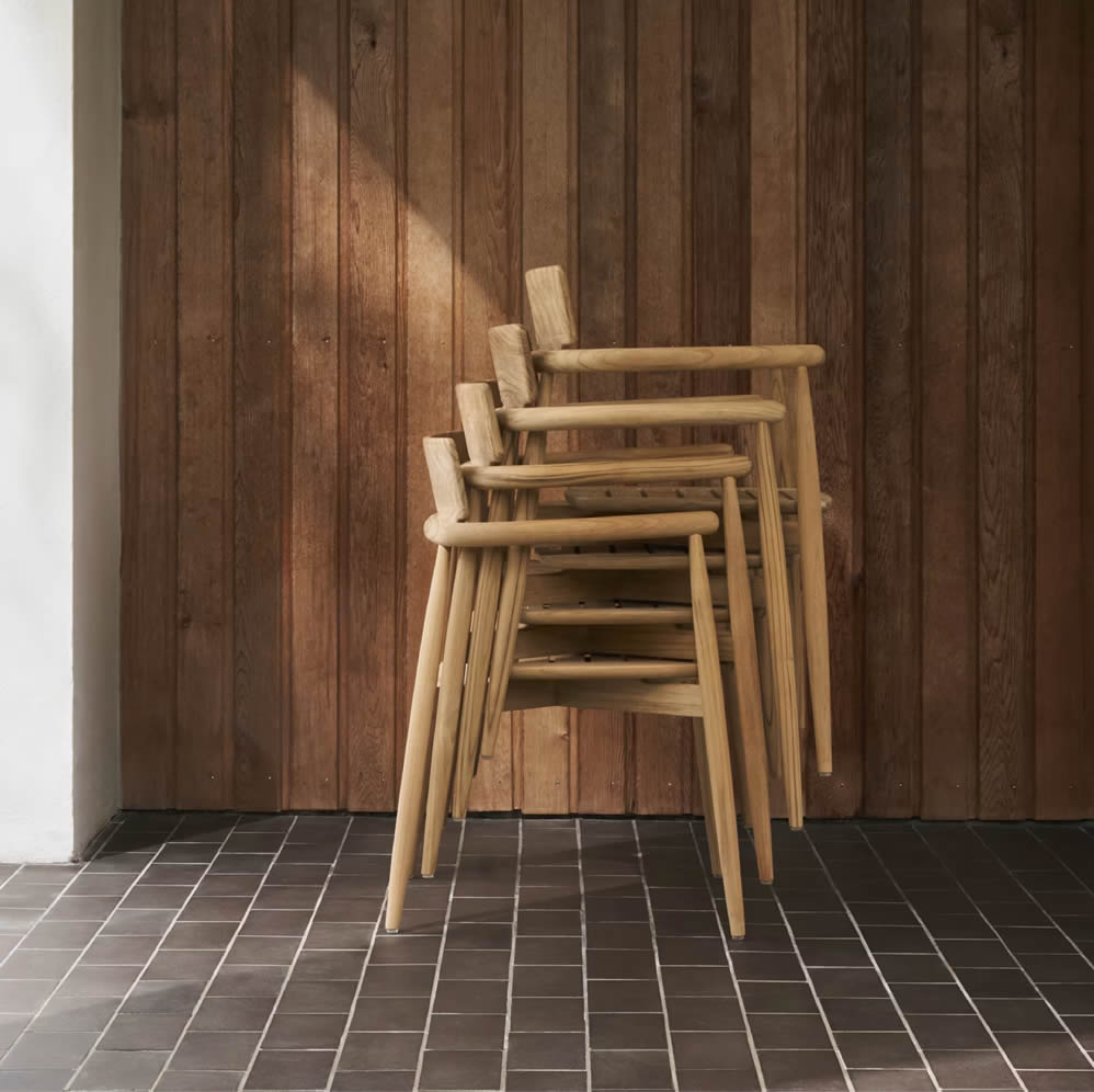 E008 Embrace Outdoor Dining Chair