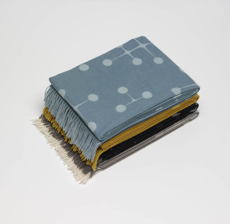 Eames Wool Blanket Wolldecke Dot Patern