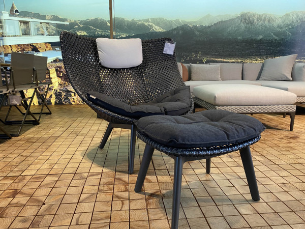 Hochlehnsessel + Hocker Mbrace Ausstellungsstück