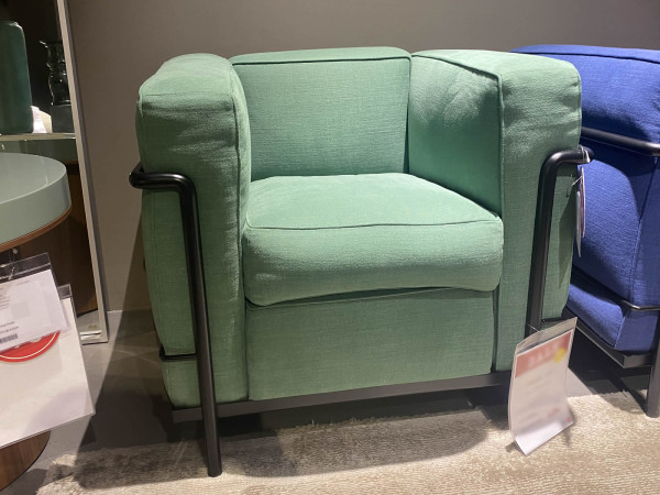 Sessel 2 Fauteuil Grand Confort, petite modele 12915 Ausstellungsstück