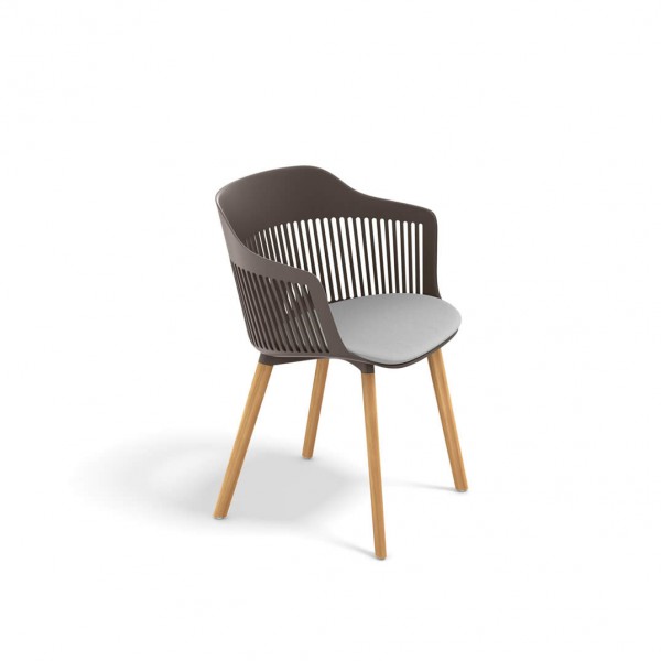 AIIR Armchair