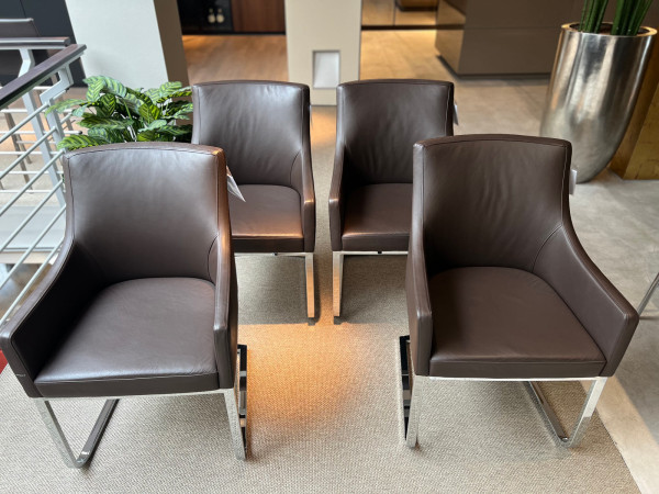 Armlehnstuhl Gruppe Leona 2340 Austellungsstück