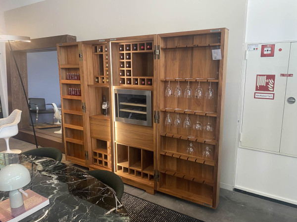 Weinschrank Cambusa mit Einbau-Weinklimaschrank Ausstellungsstück