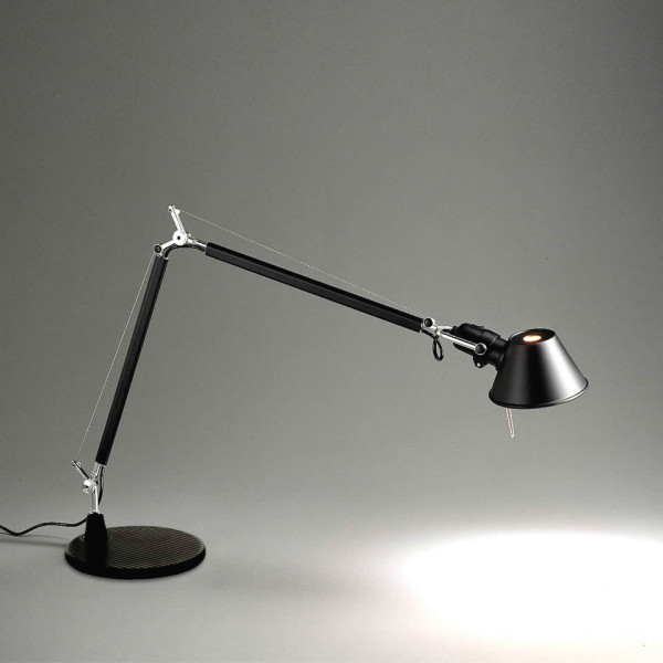 Tolomeo Tavolo mit Tischfuß, schwarz