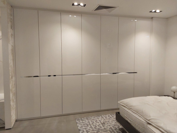 Einbauschrank TEBS-D02 in Hochglanz Weiß Ausstellungsstück