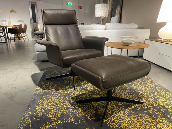 Sessel Legend mit Hocker 15129 15130 Ausstellungsstück